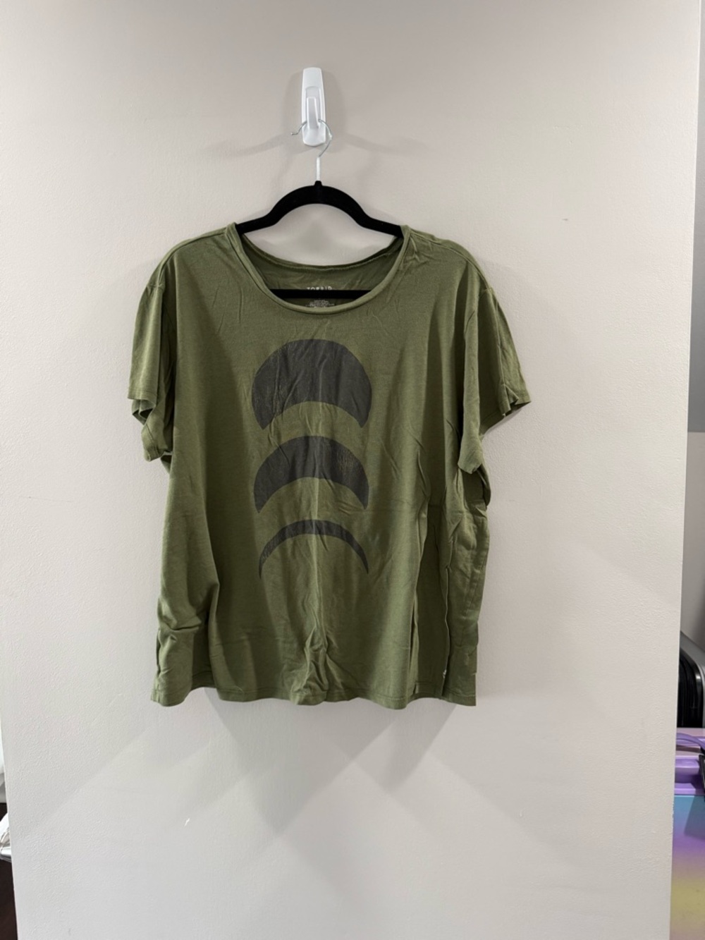 torrid Olive Green Short Sleeve Tee with Black Graphic